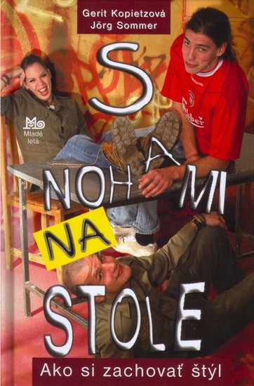 Obrázok S nohami na stole