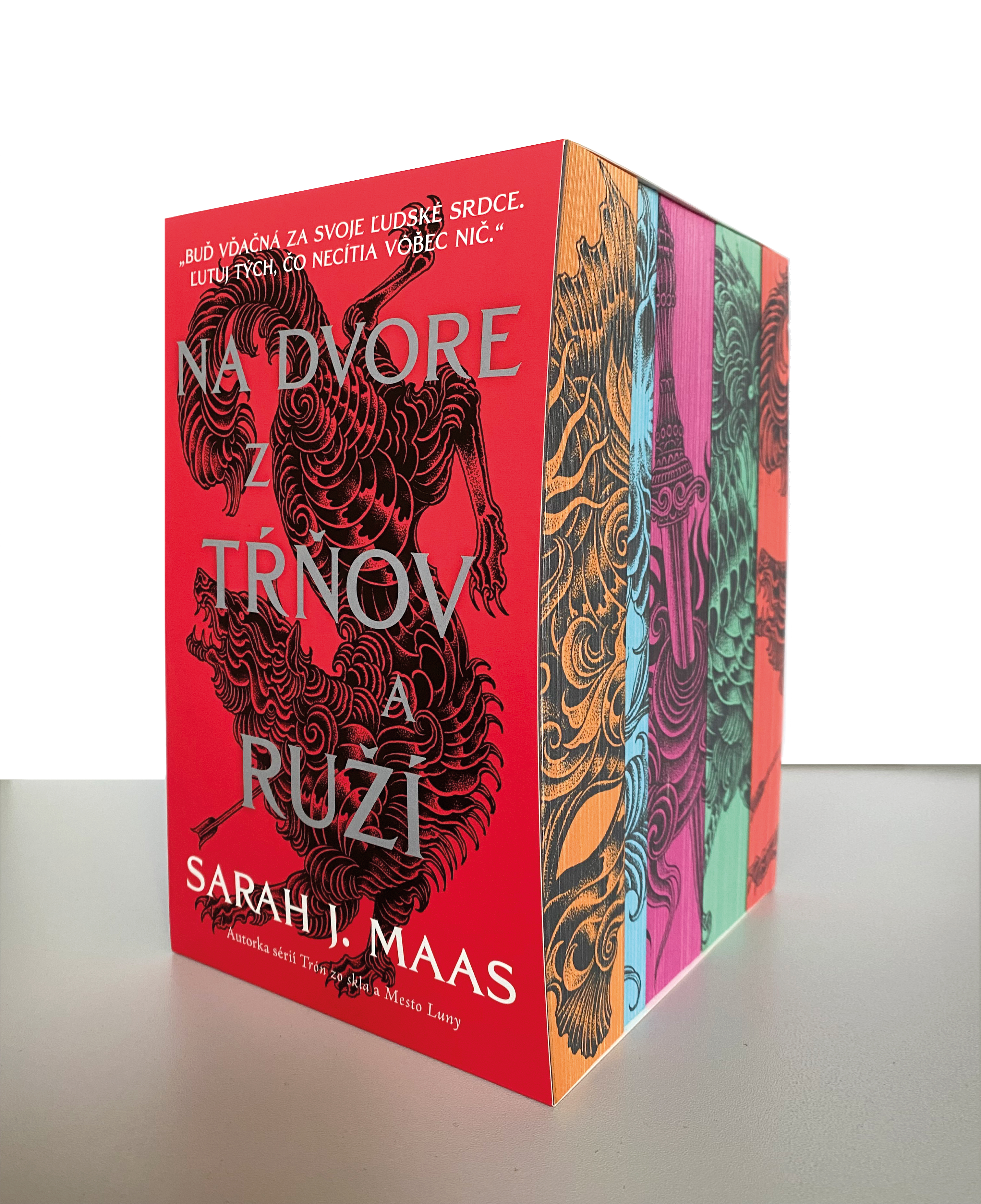 Obrázok SET Na dvore z tŕňov a ruží