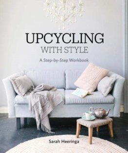 Obrázok Upcycling with Style: A Step-by-Step Workbook
